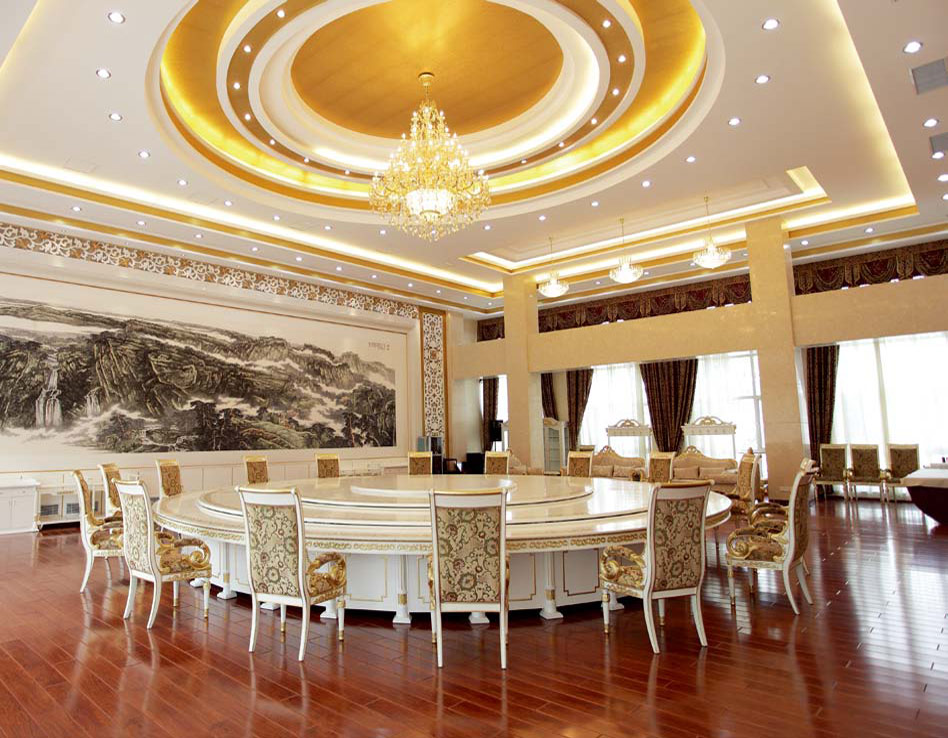 八一山庄豪华包间家具